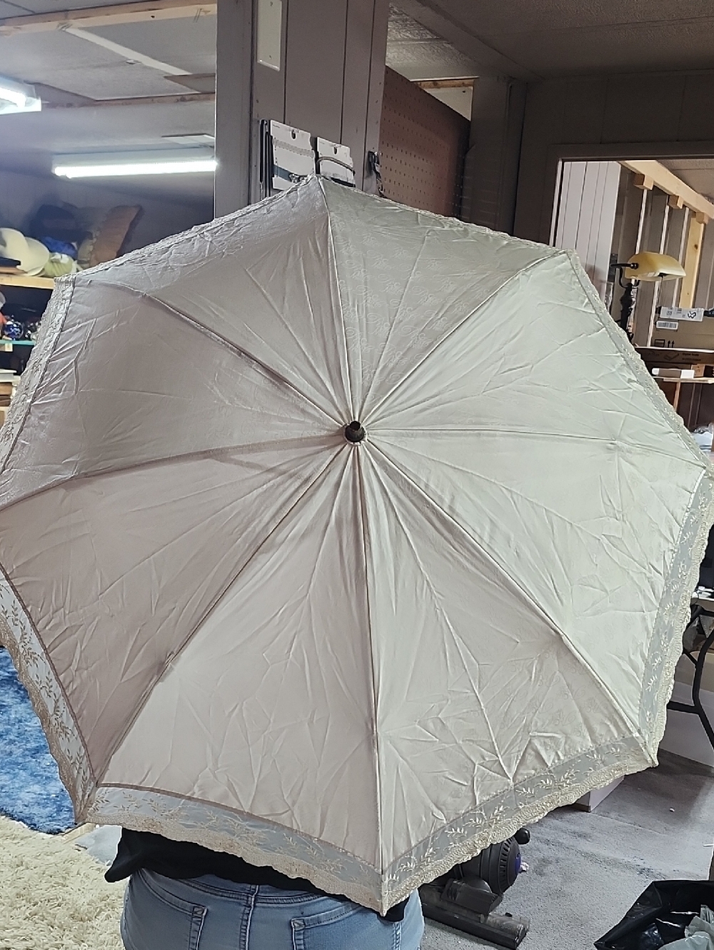 Nina Ricci Cream Lace-Trim Parasol Umbrella